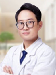 长春仲德医生背景 刘冰.jpg